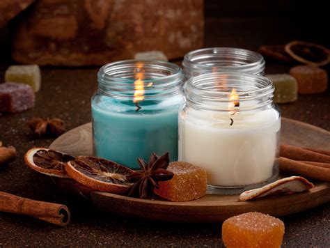 scented candles  release millions  toxic particles   home