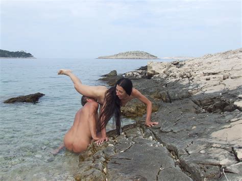 Koronati Rocky Beach Sex Ahcpl Kornati Beach Sex 25 Foto Pornô Eporner