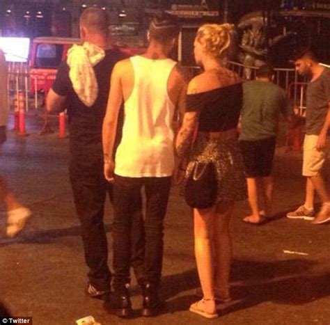 zayn malik denies cheating on perrie edwards after being photographed