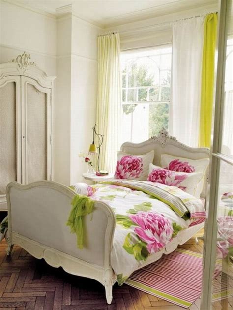 26 Dreamy Feminine Bedroom Interiors Full Of Romance And