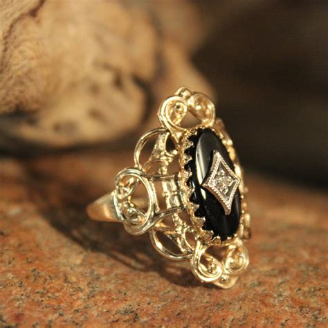 vintage  solid gold diamond ring onyx gold ring  grams gold woman diamond ring size  gold
