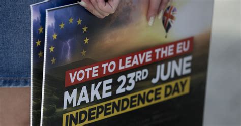 twitter users scream leave  brexit vote  remain gains ground