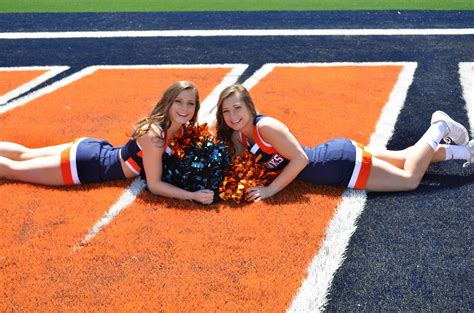 Cheerleading Twins Pose College Senior Photo Twins Posing