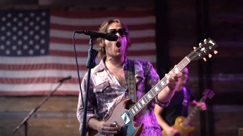 whiskey myers performs unreleased new face melter “gasoline” whiskey riff