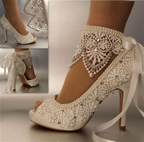 choose  perfect wedding shoes  bride styleswardrobecom