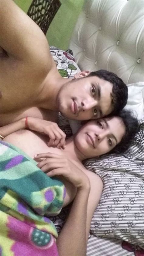 indian boobs sucking married gujju bhabhi big boobs cleavage selfies for lover desi kahani