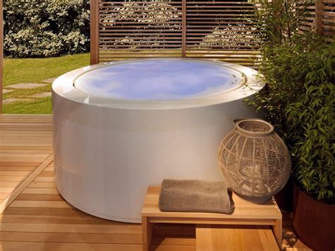 minipool  hot tub  kos  zucchetti design ludovica roberto palomba