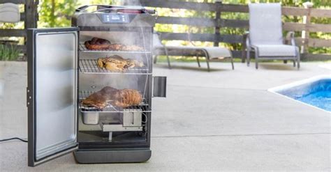 clean  electric smoker  tips