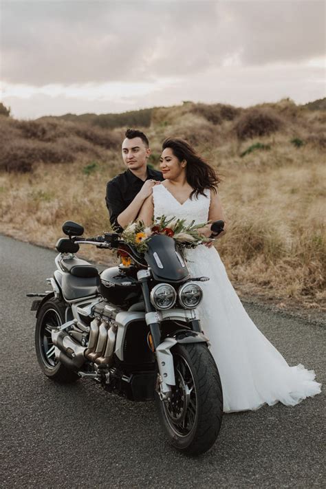 invercargill motorbike styled wedding shoot