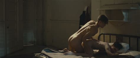 omg they re naked daniel radcliffe and olen holm get it on in kill your darlings omg blog