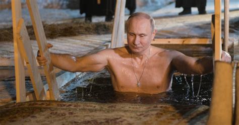 Shirtless Vladimir Putin Calendar Is No 1 With Japanese