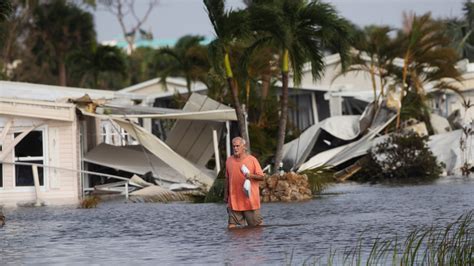 hurricane ian sanibel island residents share  reactions