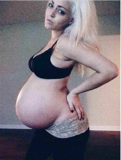 Stunning 9 Month Blonde Pregnant Porn Pic Eporner