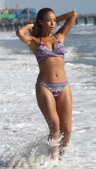 sarah jane crawford shows off her sizzling bikini curves on santa
