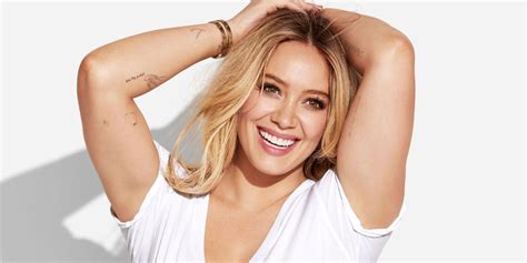 hilary duff is all about leaning out
