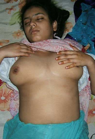 big boobs wali wife chudai karwa ke soyi hui he antarvasna indian sex photos