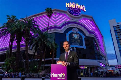 harrahs unveils  renovation  flagship las vegas strip resort