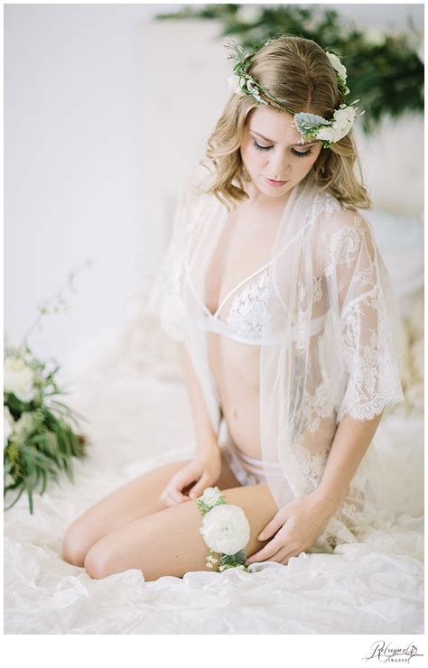 ethereal bridal boudoir session santa clara boudoir photography retrospect images