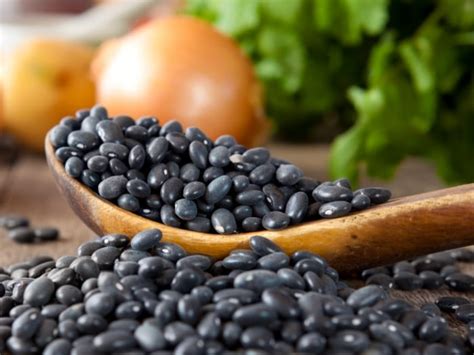 7 important benefits of black beans nutrition organic facts