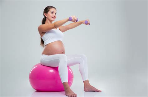 Práctica De Ejercicio Durante El Embarazo Especial Mamá Raquis