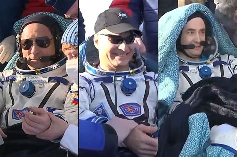 record breaking us astronaut russian cosmonauts land on soyuz space