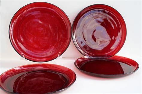 Vintage Ruby Red Glass Dinner Plates Set Of Four Christmas Holiday