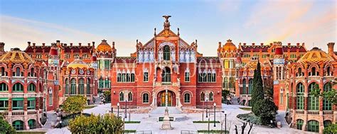 los edificios emblematicos de barcelona lancois doval