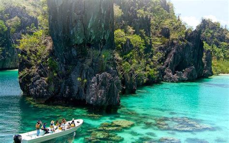 5 reasons why you should visit el nido philippines