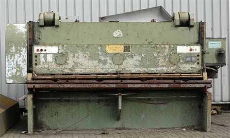 machineryheavy  background texture machine machinery press cutter green brown beige