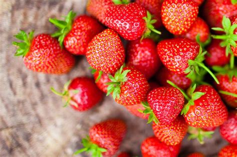erdbeeren praktische tipps tricks zum kochen backen mit erdbeeren