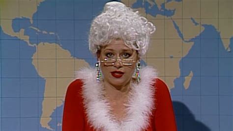 Watch Weekend Update Mrs Claus On Getting Santa To Skip