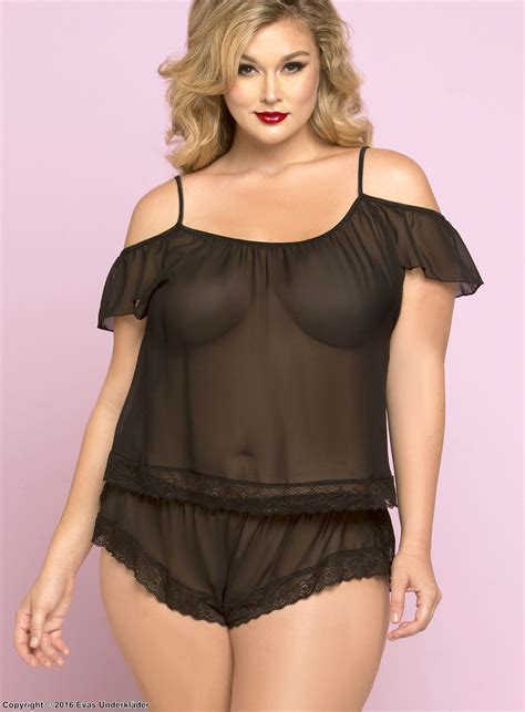 Plus Size Lingerie Set