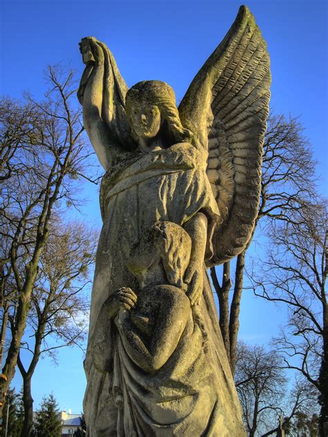 fileguardian angel statue   krasnystaws cemeteryjpg