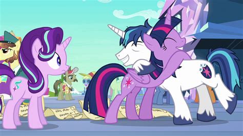 Image Twilight And Shining Armor Hugging S6e1 Png My