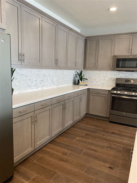 gray quartz countertops  white cabinets decoomo