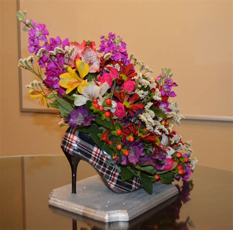 fresh flower arrangement design   gorgeous high heel shoe