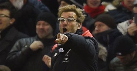 jurgen klopp urges angry liverpool troops to push for champions league spot mirror online