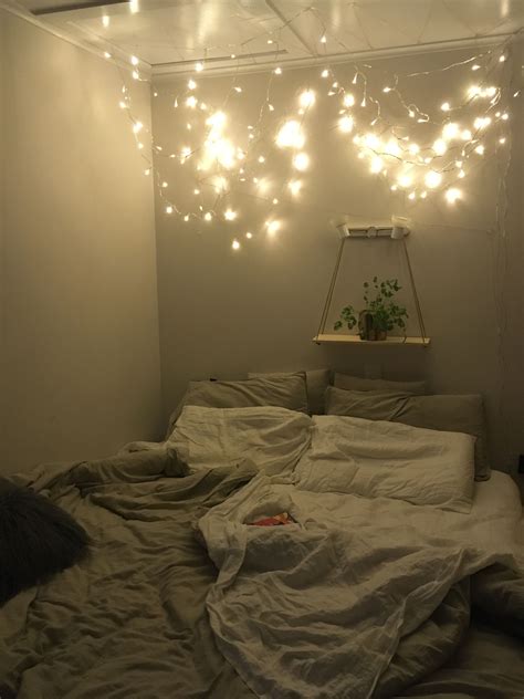 30 Romantic Cozy Fairy Lights Bedroom