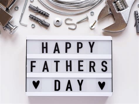 happy fathers day messages wishes   parade oggsynccom