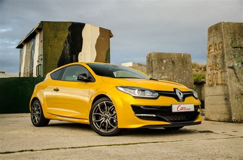 renault megane rs  lux  review carscoza