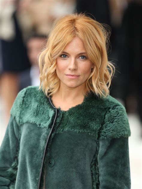 26 Gorgeous Strawberry Blonde Hair Color Ideas From Celebrities For 2017