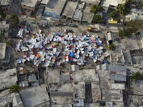 Haiti Rescue Efforts Photo 1 Pictures Cbs News
