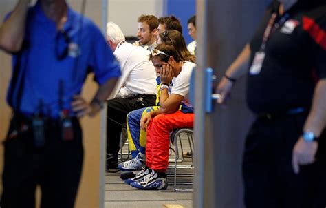 Wheldon Indy 500 Winner Dies After Crash At Vegas The New York Times