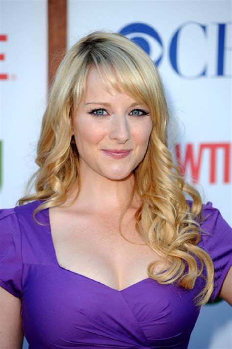 33 Hot Melissa Rauch Pictures Show Her Sexy Look In