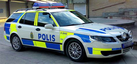 sweden rescues volvo and saab from fjord and generål mötors woes wired
