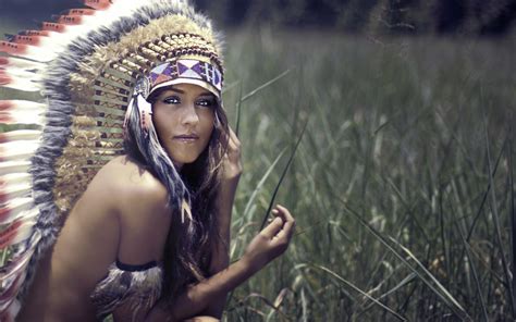 Native Americans Brunette Headdress Women Strategic