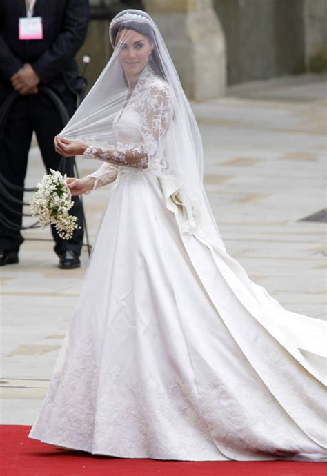 How To Recreate Kate Middleton S Dreamy White Wedding Look On Your Big