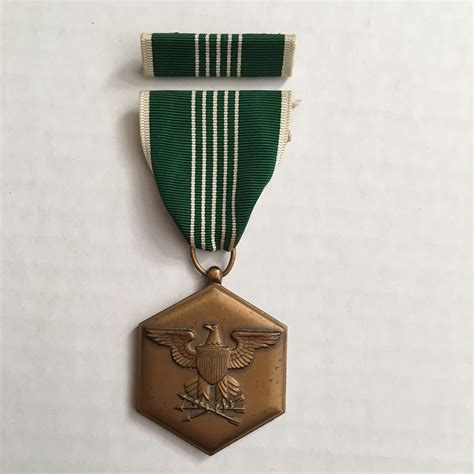 army commendation medal  war store   military antiques