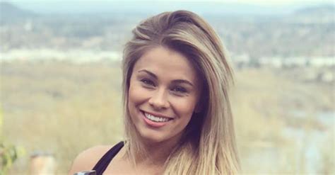 It S Summertime And Paige Vanzant Is Showing Off Her New