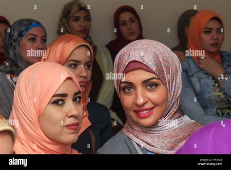 March 18 2016 Cairo Cairo Egypt Egyptian Girls Take Part In A